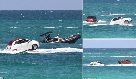 Fiat 500s Mampu `Berenang` di Tengah Laut